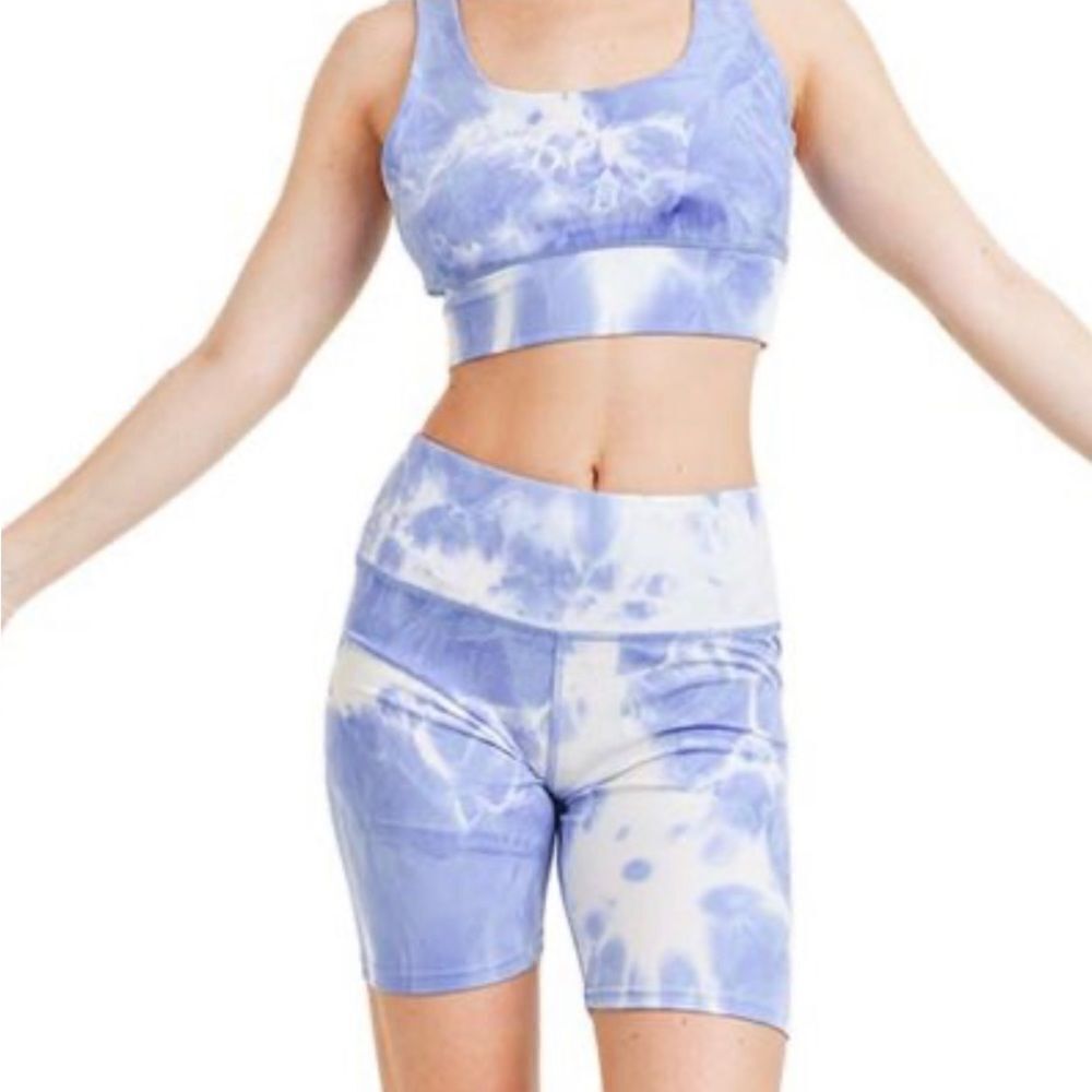 NWT Kimberly C Set Blue large
